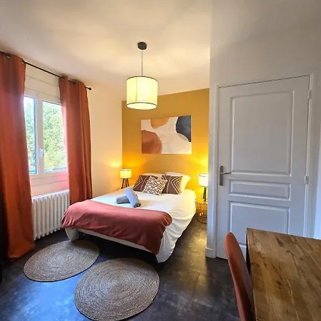 Le Terracotta Events - 5 Pers. - Centre-ville - Wifi Apartmán